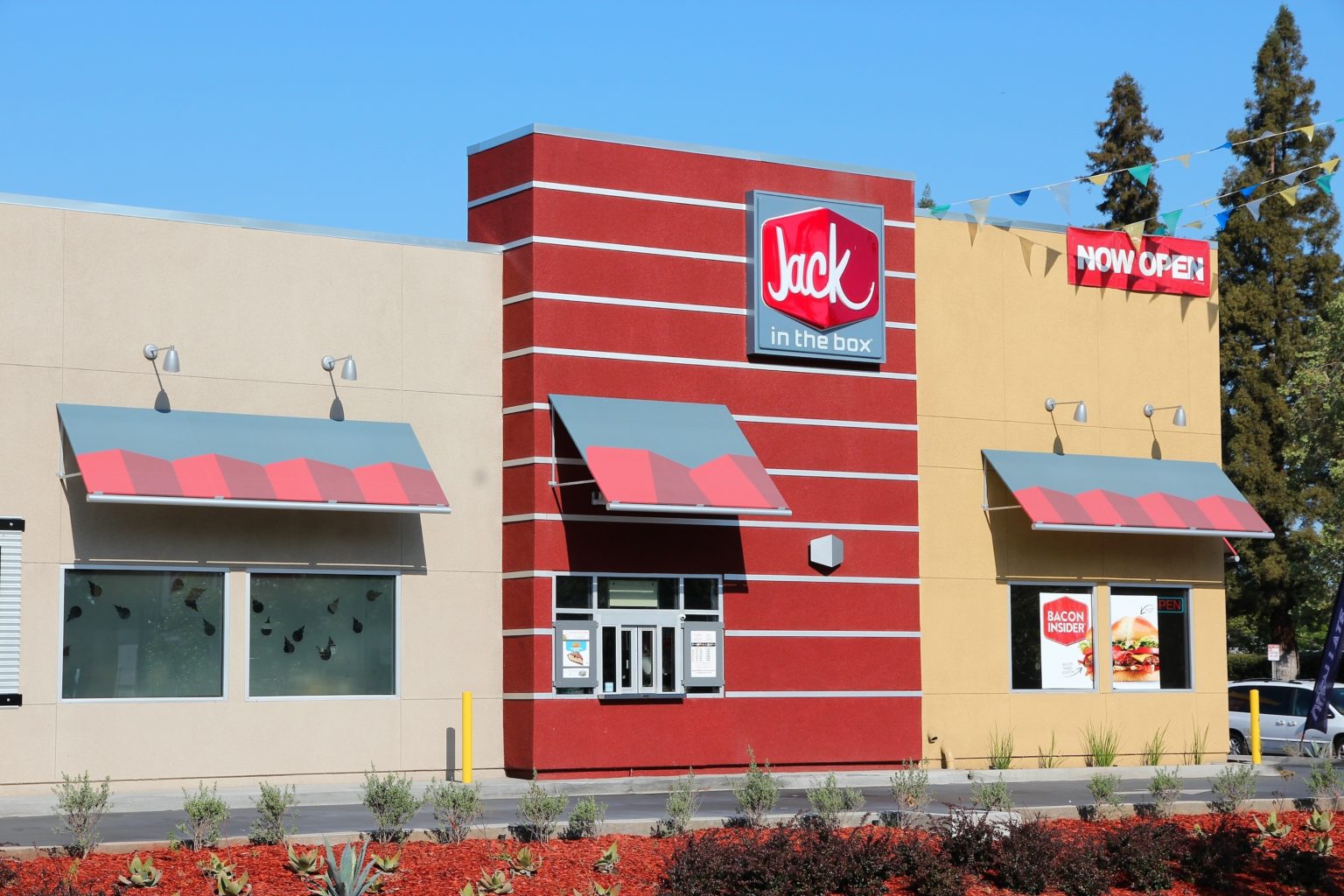 single-tenant-net-lease-cap-rates-reach-historic-lows-cire