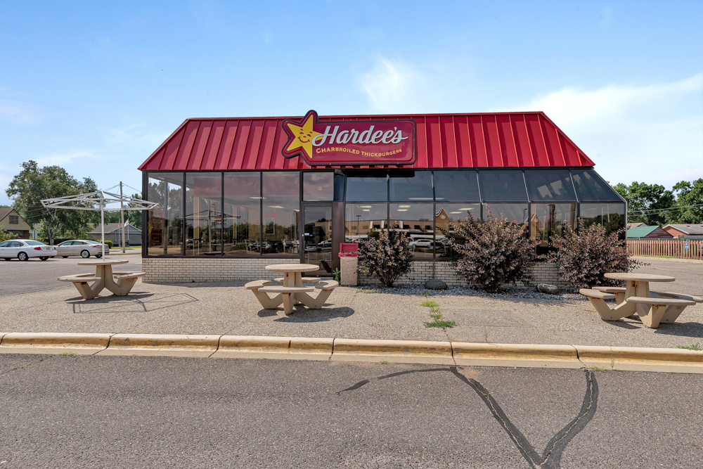 Hardee's for Sale in Cold Spring